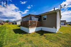 11 HICKORY HOLLOW | Selkirk Ontario | Slide Image Four