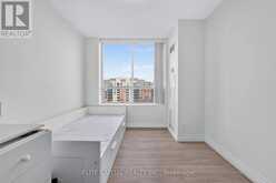 1205 - 29 NORTHERN HEIGHTS DRIVE | Richmond Hill Ontario | Slide Image Nineteen