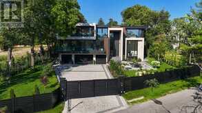 35 RIVERSIDE BOULEVARD | Vaughan Ontario | Slide Image Two