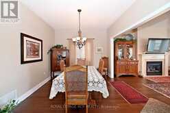 81 WOODBURY CRESCENT | Newmarket Ontario | Slide Image Twelve