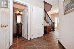 81 WOODBURY CRESCENT | Newmarket Ontario | Slide Image Nineteen