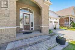 16 LANDSCAPE DRIVE | Oro-Medonte Ontario | Slide Image Four