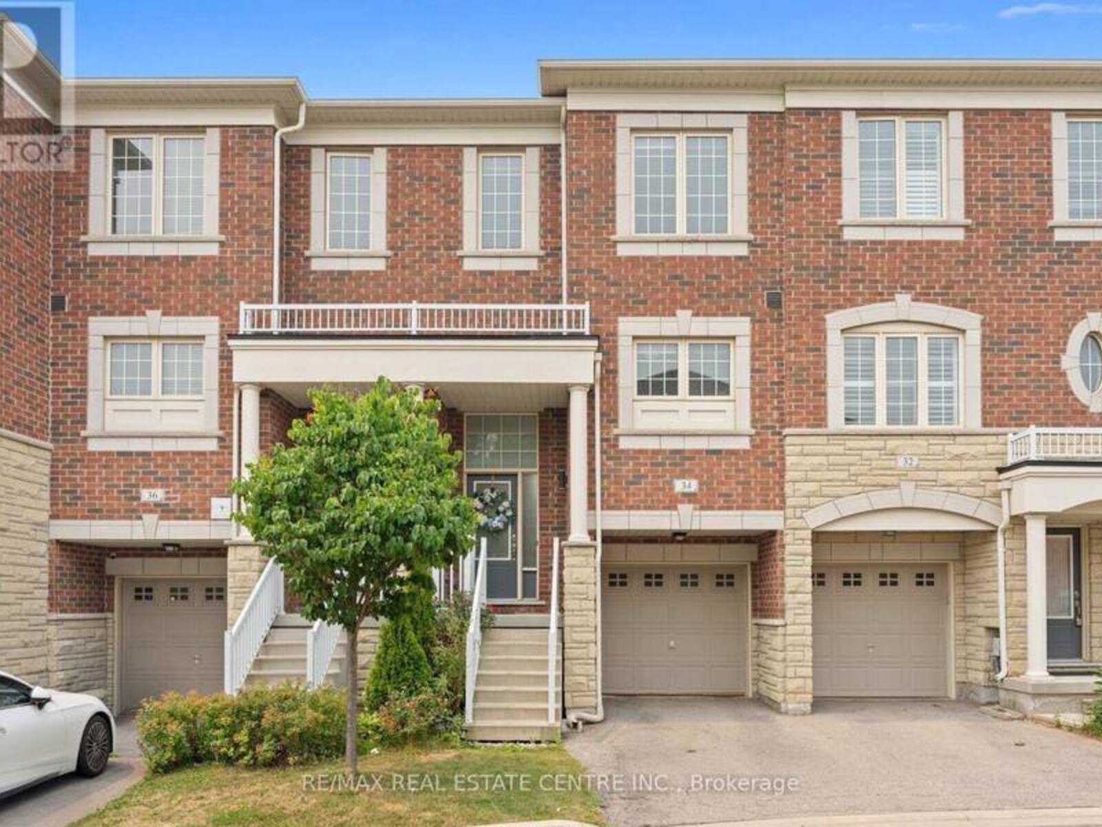 34 ASPEN HILLS ROAD, Brampton, Ontario L6Y 0H7