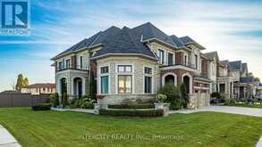 29 CHIMING ROAD | Brampton Ontario | Slide Image Two