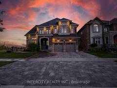 29 CHIMING ROAD Brampton Ontario, L6P 4E1