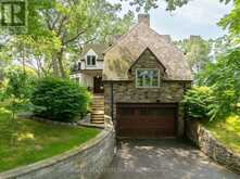7 RIVERSIDE TRAIL | Toronto Ontario | Slide Image Two