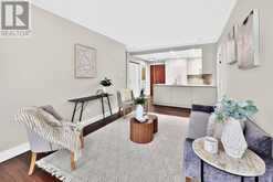 407 - 2511 LAKESHORE ROAD W | Oakville Ontario | Slide Image Ten