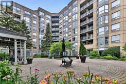 407 - 2511 LAKESHORE ROAD W | Oakville Ontario | Slide Image Thirty-seven