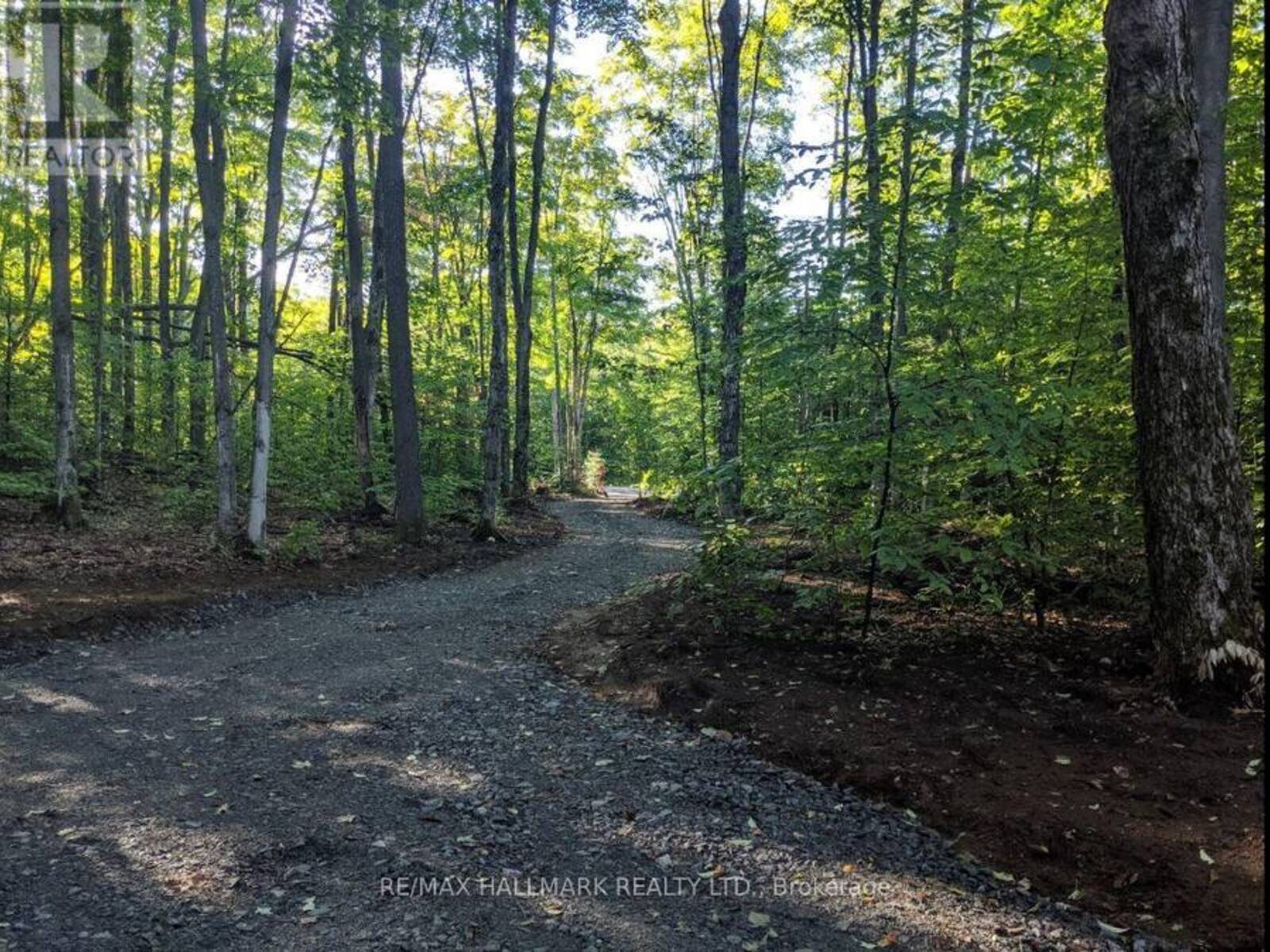 458 WHITE HOUSE ROAD, Huntsville, Ontario P1H 2J3