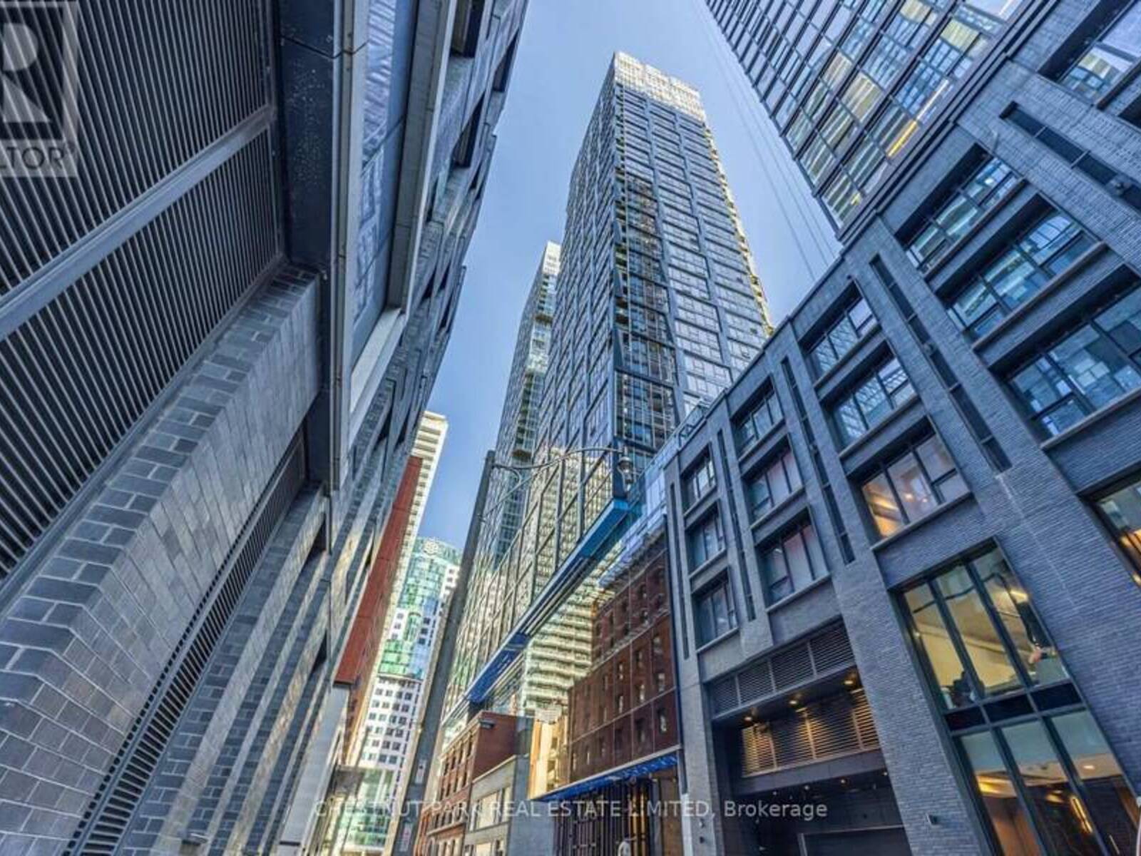2513 - 35 MERCER STREET, Toronto, Ontario M5V 1H2