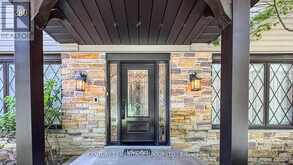 280 HENDERSON AVENUE | Markham Ontario | Slide Image Three