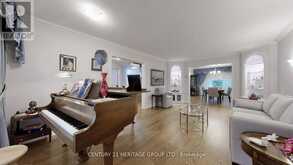 280 HENDERSON AVENUE | Markham Ontario | Slide Image Eight