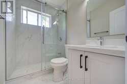 341 BLUE GRASS BOULEVARD | Richmond Hill Ontario | Slide Image Fifteen