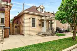 66 BEECHWOOD AVENUE | Hamilton Ontario | Slide Image One