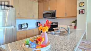 PH207 - 18 HARDING BOULEVARD | Richmond Hill Ontario | Slide Image Nineteen