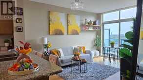 PH207 - 18 HARDING BOULEVARD | Richmond Hill Ontario | Slide Image Four