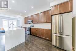 62 HELLIWELL CRESCENT | Richmond Hill Ontario | Slide Image Fifteen