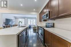 62 HELLIWELL CRESCENT | Richmond Hill Ontario | Slide Image Sixteen