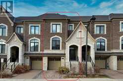 33 DUNCOMBE LANE | Richmond Hill Ontario | Slide Image One
