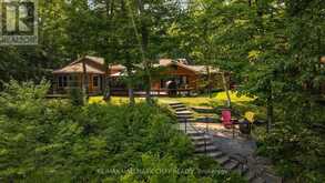 1319 WOLF CIRCLE | Lake of Bays Ontario | Slide Image Four