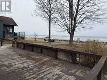 35 LAKESIDE AVENUE | Meaford Ontario | Slide Image Three