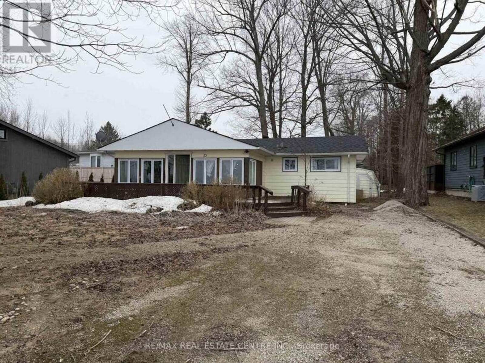 35 LAKESIDE AVENUE, Meaford, Ontario N4L 1A7