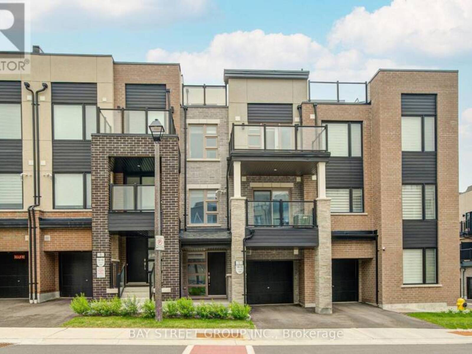 7 SCHMIDT LANE, Markham, Ontario L6C 3L7