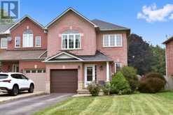 22 MOORE CRESCENT | Ancaster Ontario | Slide Image One