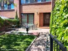 6 LAURIE SHEPWAY | Toronto Ontario | Slide Image One