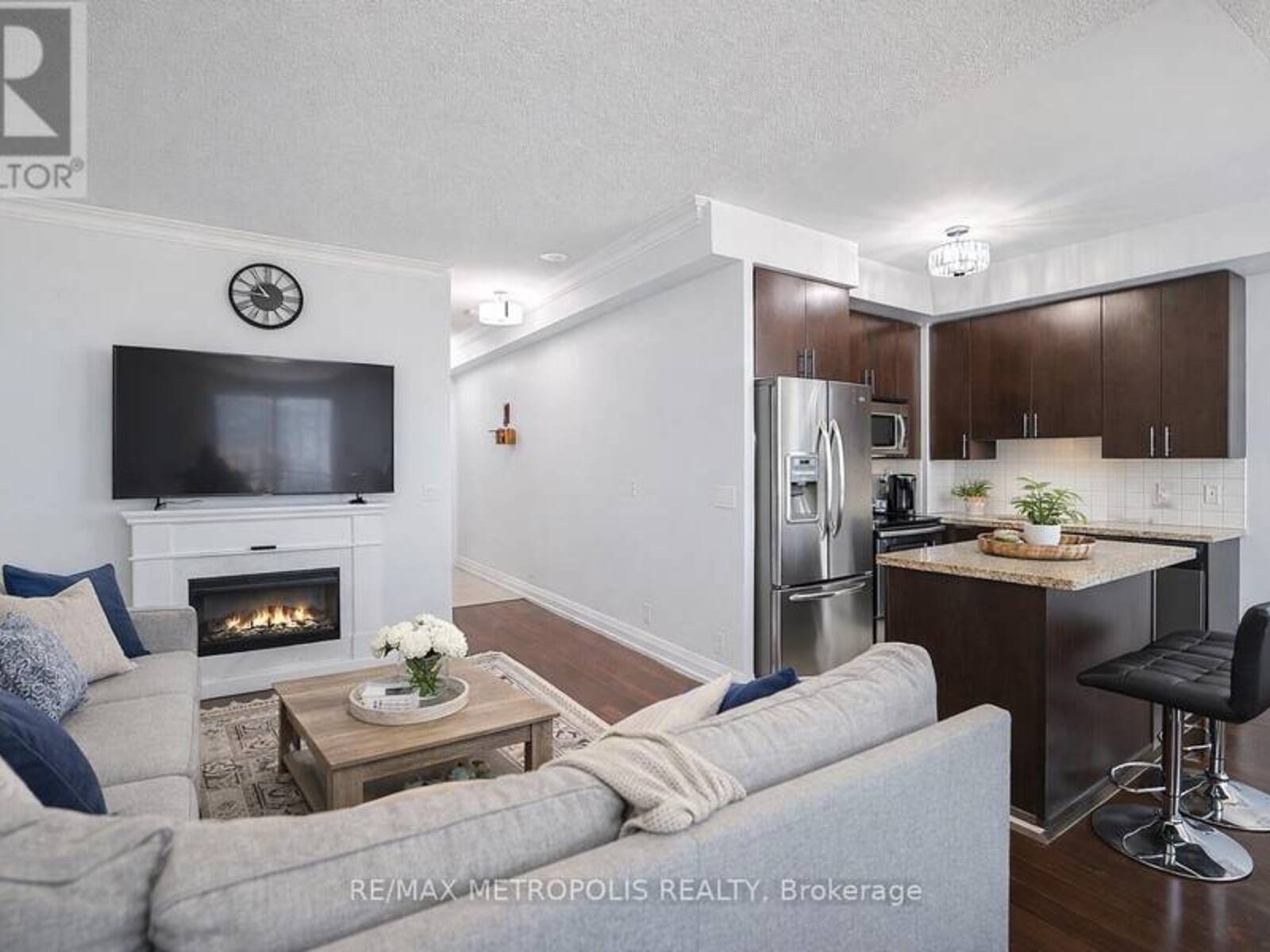 PH16 - 1070 SHEPPARD AVENUE W, Toronto, Ontario M3J 0G8