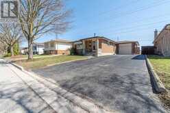 60 LYSANDA AVENUE | London Ontario | Slide Image Two