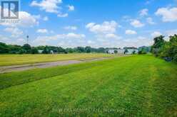 10 - 4297 EAST AVENUE E | Beamsville Ontario | Slide Image Eight