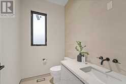 362 MEADOW WOOD LANE | Mississauga Ontario | Slide Image Six