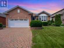 896 SUNDANCE CIRCLE | Oshawa Ontario | Slide Image One