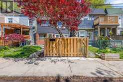 827 CRAVEN ROAD | Toronto Ontario | Slide Image Thirty