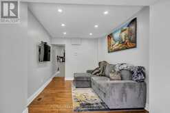 827 CRAVEN ROAD | Toronto Ontario | Slide Image Thirty-one