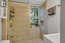 827 CRAVEN ROAD | Toronto Ontario | Slide Image Forty