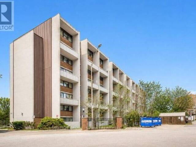514 - 2121 ROCHE COURT Mississauga Ontario, L5K 2C7 - 3 Bedrooms Condo For Sale