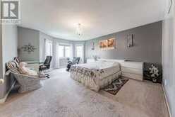 221 WOODSPRING AVENUE | Newmarket Ontario | Slide Image Twelve