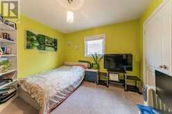 221 WOODSPRING AVENUE | Newmarket Ontario | Slide Image Eighteen