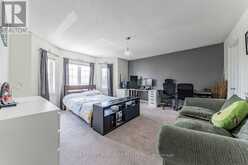 221 WOODSPRING AVENUE | Newmarket Ontario | Slide Image Nineteen