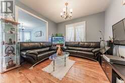 221 WOODSPRING AVENUE | Newmarket Ontario | Slide Image Five