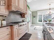 11 MACLEOD ESTATE COURT | Richmond Hill Ontario | Slide Image Thirteen