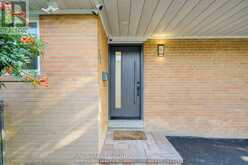 60 WARNER AVENUE | Toronto Ontario | Slide Image Three