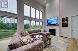 121 SLADDEN COURT | Thornbury Ontario | Slide Image Fifteen