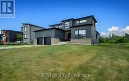 121 SLADDEN COURT | Thornbury Ontario | Slide Image One
