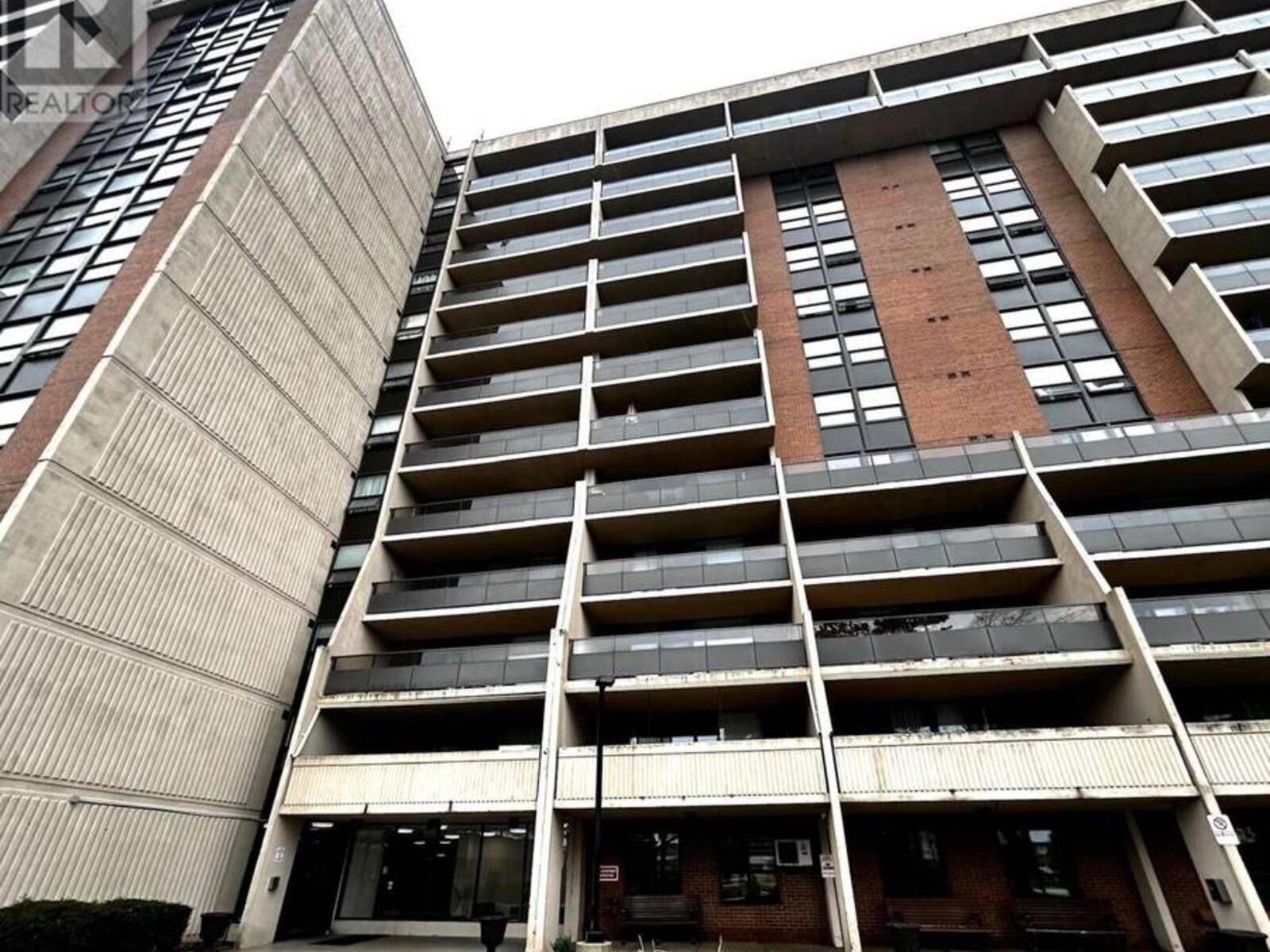 905 - 2929 AQUITAINE AVENUE, Mississauga, Ontario L5N 2C7