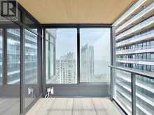 4210 - 1 CONCORD CITYPLACE WAY | Toronto Ontario | Slide Image Three