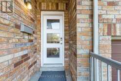 77 SCHOONER DRIVE | Brampton Ontario | Slide Image Three