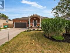 15 CORBETT STREET Elmvale Ontario, L0L 1P0